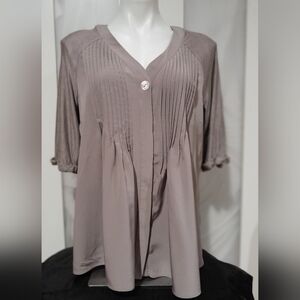 Style & Co Petite - Taupe V- Neck,3/4 Sleeve, Button Up Pleated Blouse, Sz P/L